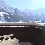 فيكتوريا إيدن فندق 4*