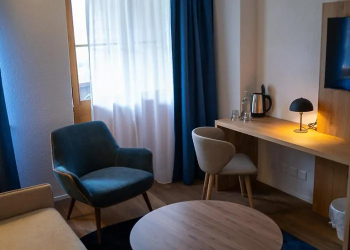 Viktoria Eden 4* אדלבודן