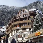 Hotel Viktoria Eden 4*
